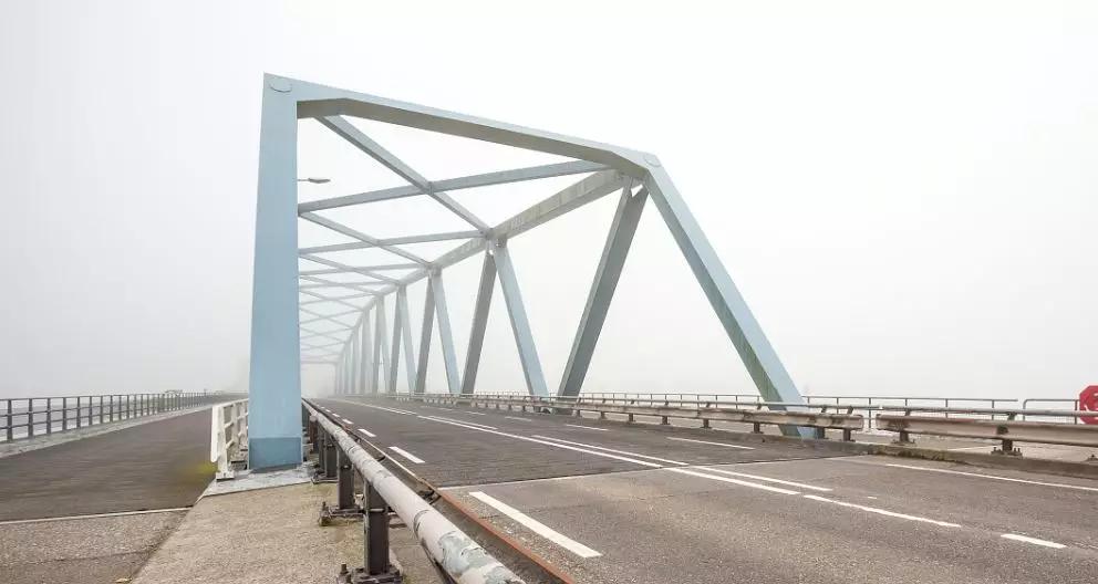 ��̼��ʹ����䓽Y(ji��)��(g��u)����